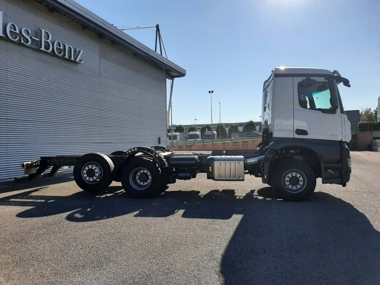 Mercedes Arocs Arocs 2543 L 6x2 - 3