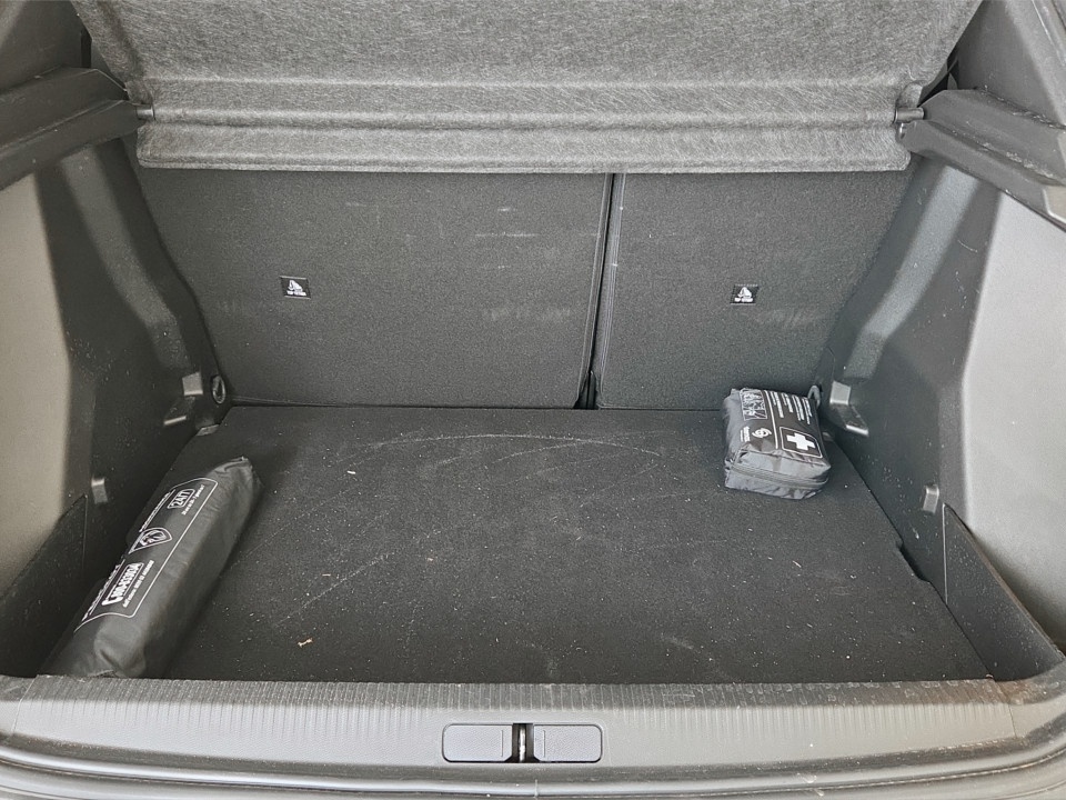 PEUGEOT 2008 1.5 bluehdi GT Pack s&s 130cv eat8 Diesel usato - 18