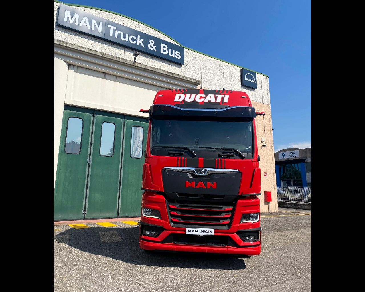 MAN TGX 18.520 4X2 LL SA 