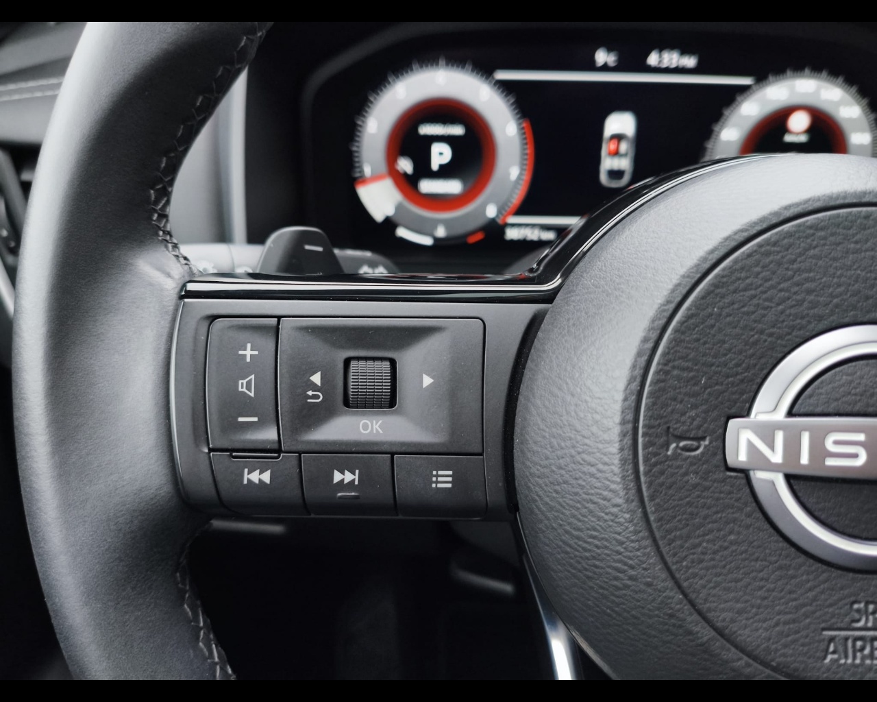 Foto NISSAN Qashqai 1.3 mhev N-Connecta 2wd 158cv xtronic