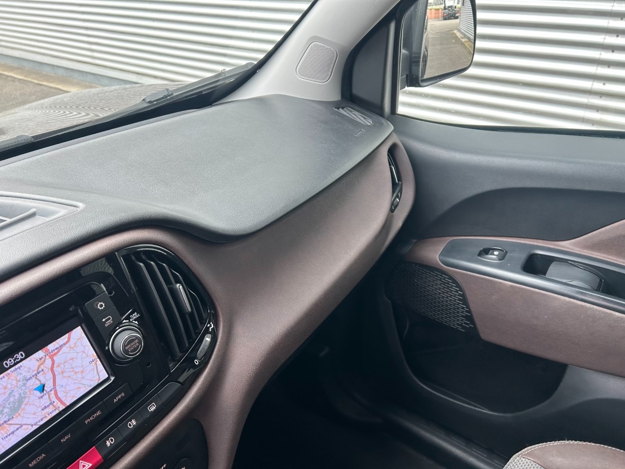 Fiat Doblo II Doblo 1.6 mjt 16v Trekking 120cv my19 - 12