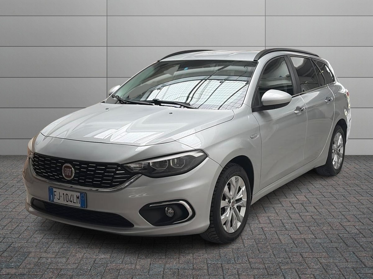 Foto veicolo FIAT Tipo SW II 2016 Tipo SW II 2016 - Tipo SW 1.6 mjt Business s&s 120cv dct Diesel