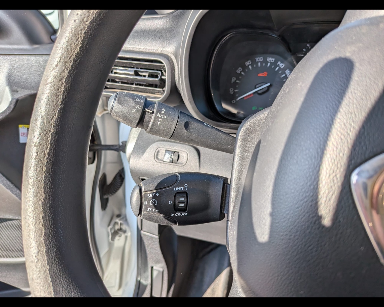 Foto CITROEN Berlingo van M 1.5 bluehdi 100cv Club 3p.ti