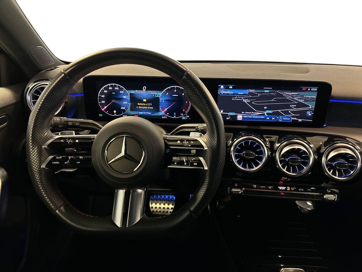 Mercedes Classe A Classe A 180 D Advanced Plus AMG Line 8G-DCT - 11