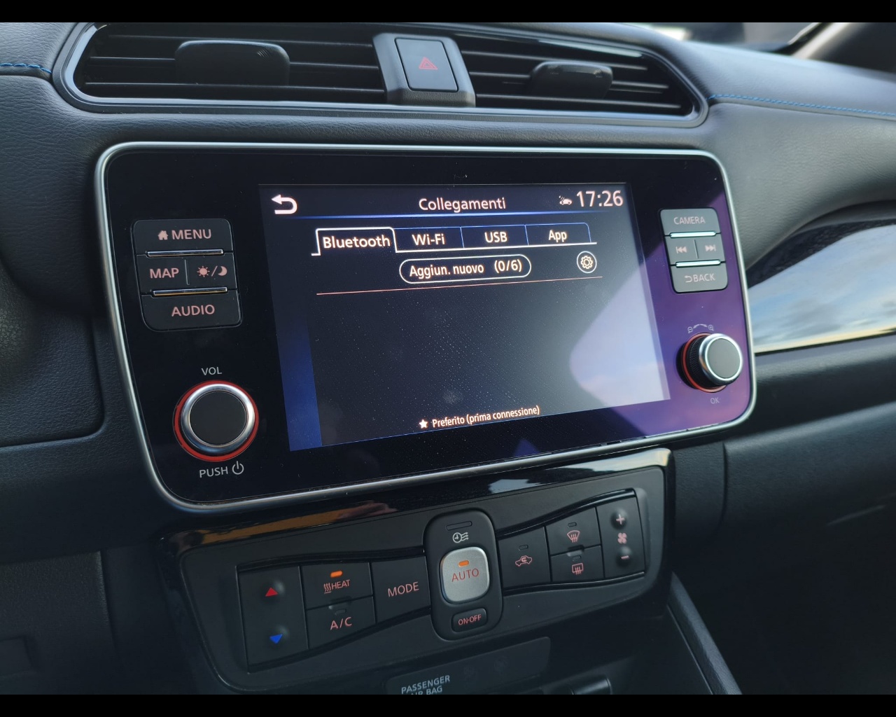 Foto NISSAN Leaf 40kWh N-Connecta 150cv