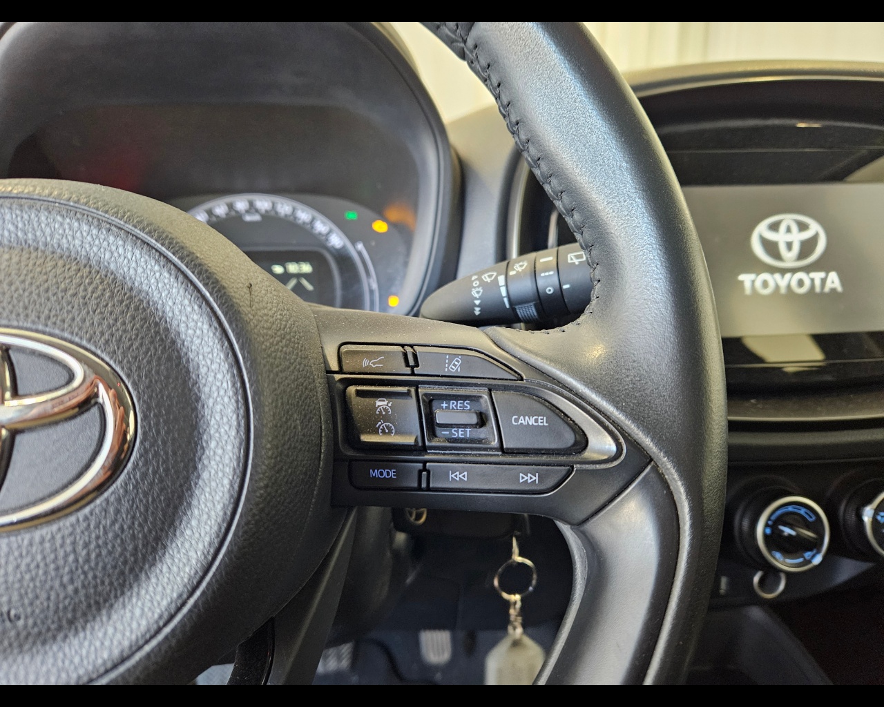 TOYOTA Aygo X 1.0 Active 72cv Benzina Usato - 10