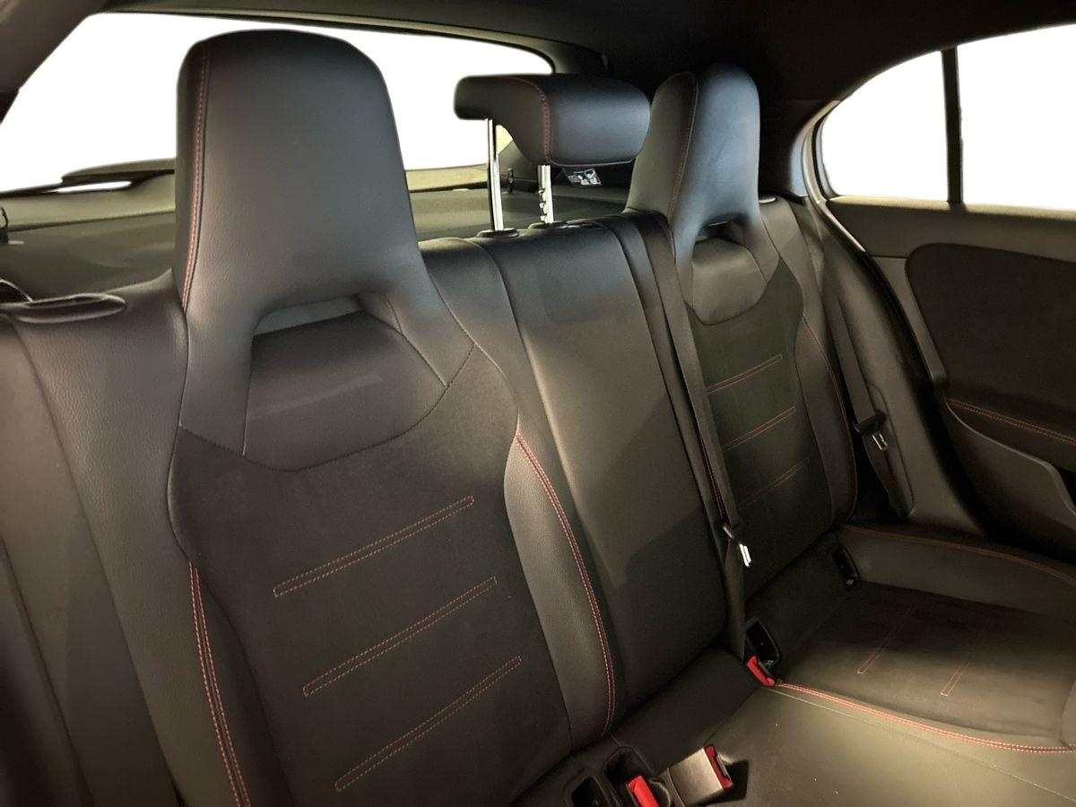 Mercedes Classe A Classe A 220 D Premium 8G-DCT - 14