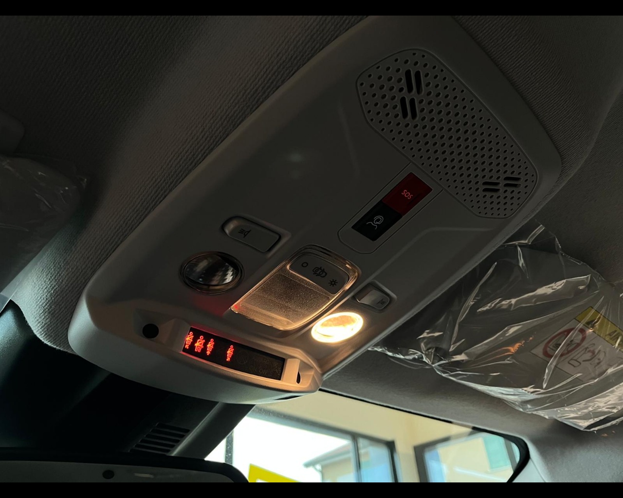 Foto OPEL Corsa full electric Nuova Yes 136cv