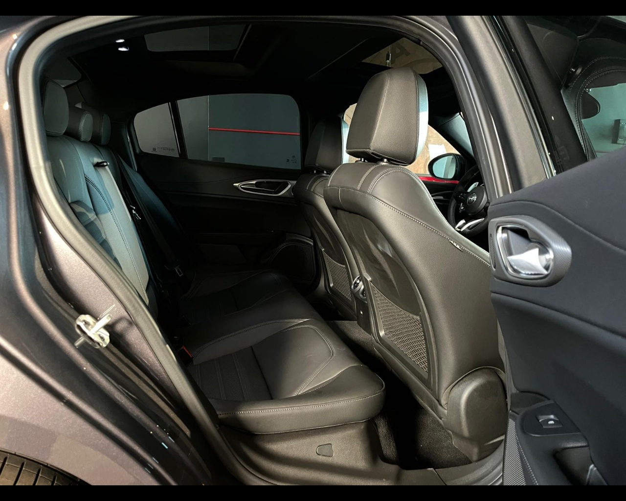 Foto ALFA ROMEO Giulia My24 Diesel 210 Cv Veloce