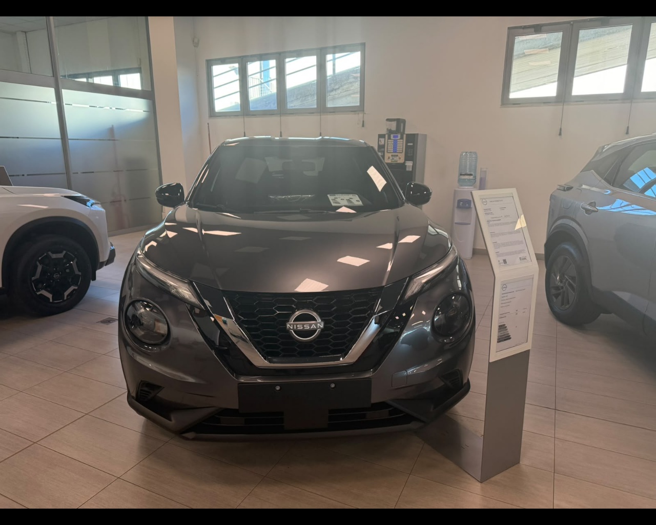 Foto NISSAN JUKE N-CONNECTA MT