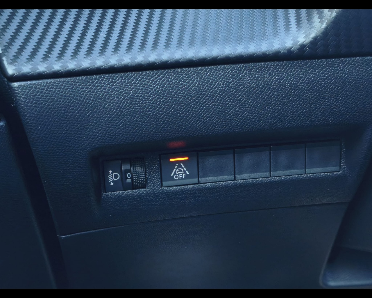 Foto PEUGEOT 2008 1.2 puretech Allure s&s 130cv eat8