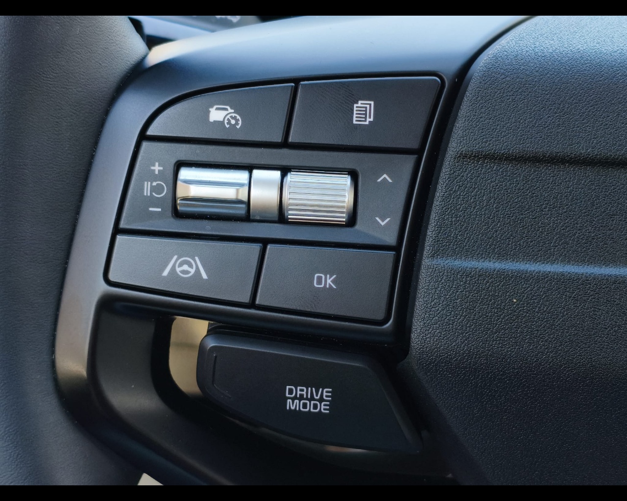 Foto KIA NUOVA STONIC 1.0 T-GDI MH STYLE LAUNCH
5 Door