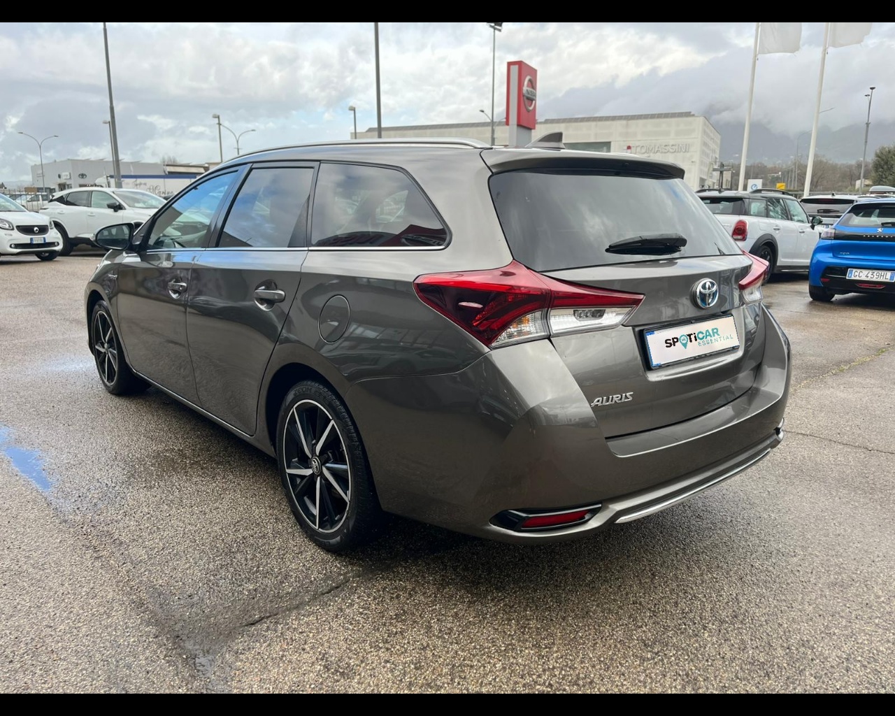 Foto TOYOTA Auris Touring Sports 1.8h Style cvt