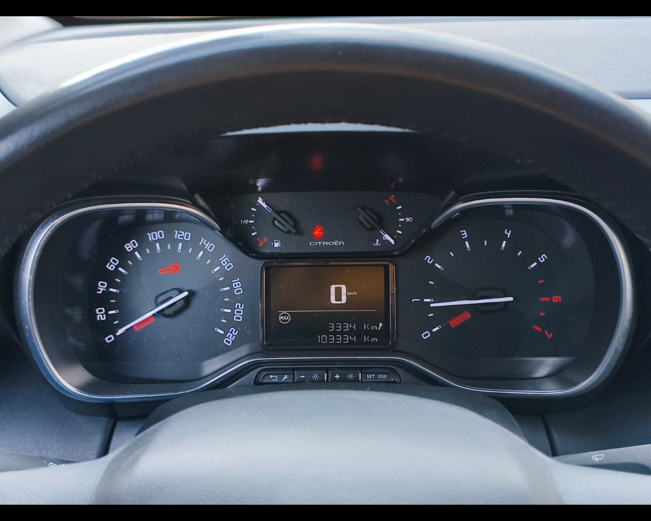 Foto CITROEN C3 Aircross 1.5 bluehdi Shine s&s 110cv