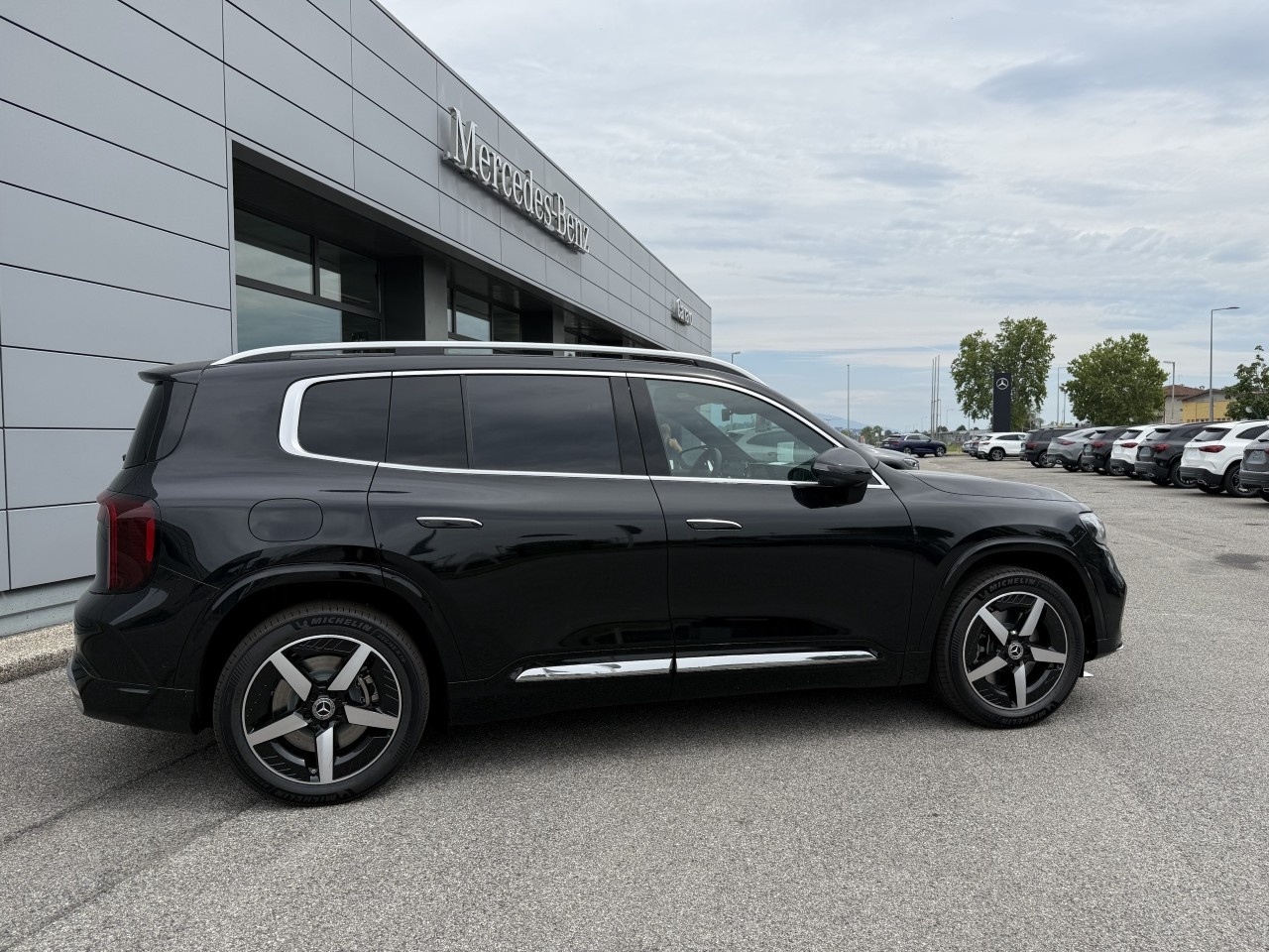Mercedes GLB Elettrica GLB 250+ con tecnologia EQ Advanced Plus - 7