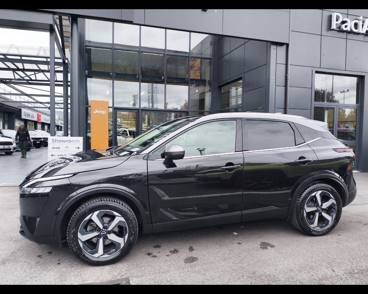 Foto NISSAN Qashqai 1.3 mhev N-Connecta 2wd 140cv