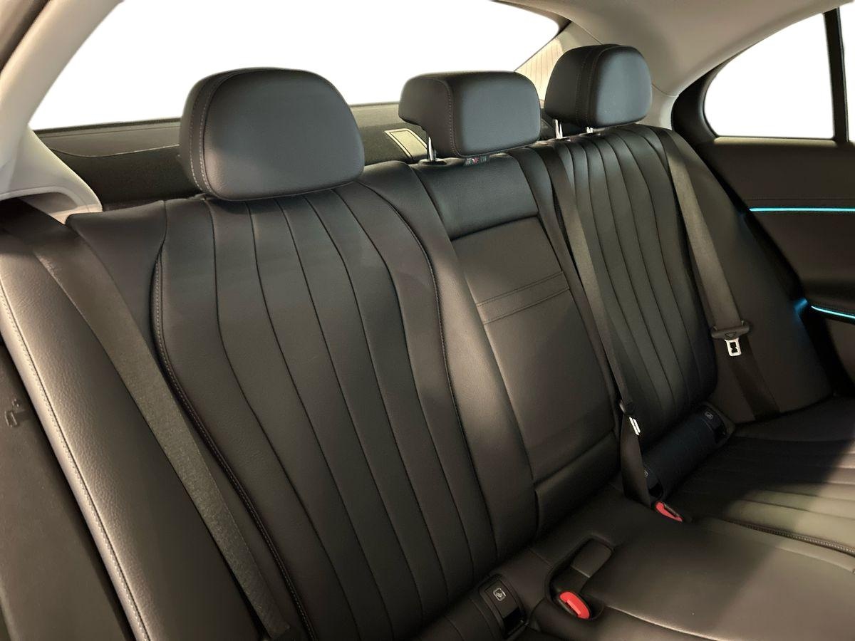 Mercedes Classe E Berlina 220 d Exclusive Premium 4Matic 9G-Tronic - 16