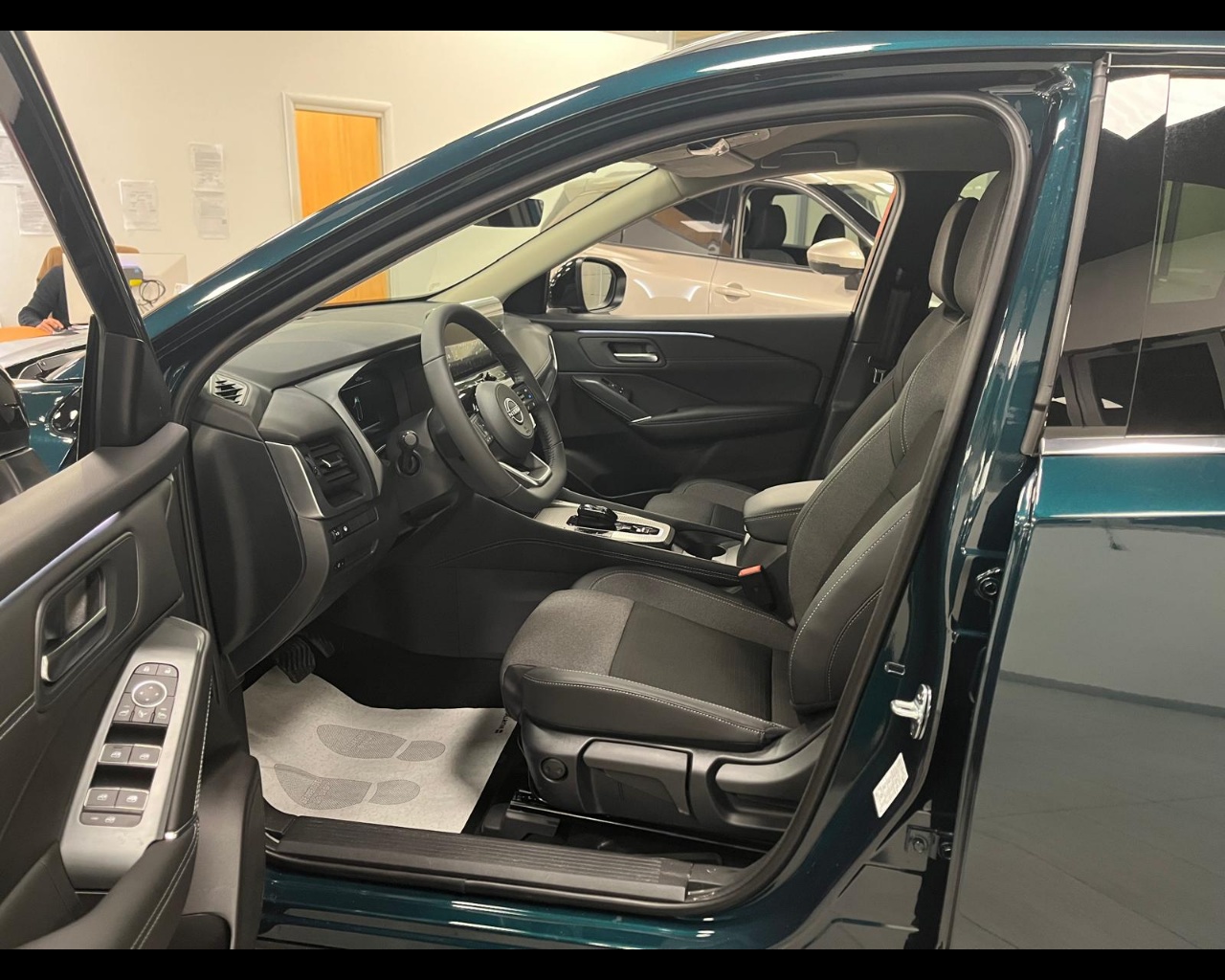 Foto NISSAN QASHQAI N-CONNECTA E-POWER 2WD