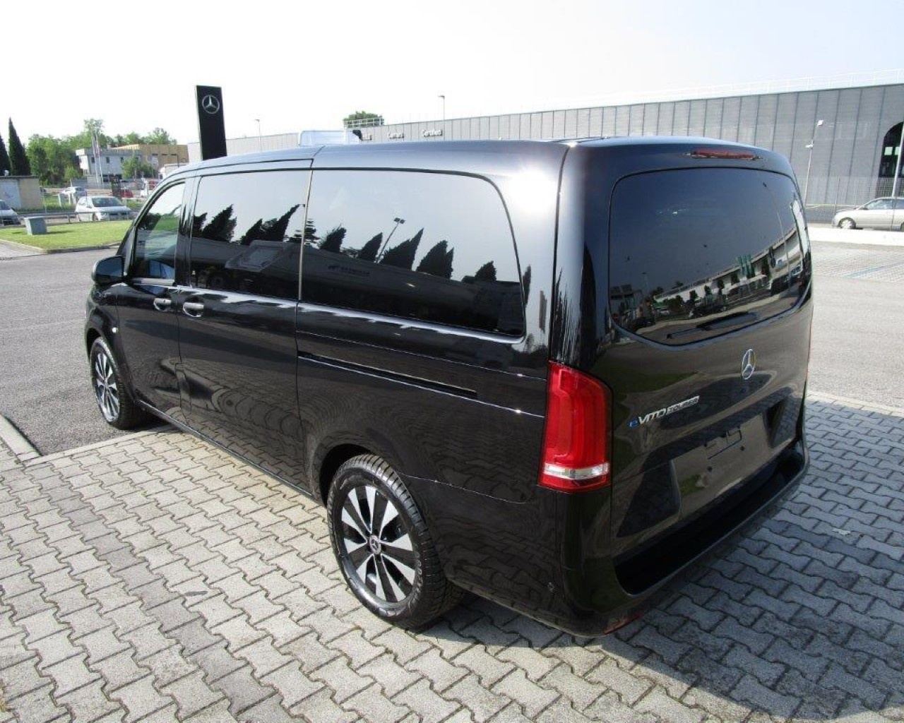 Mercedes eVito eVito Tourer Pro Long - 4