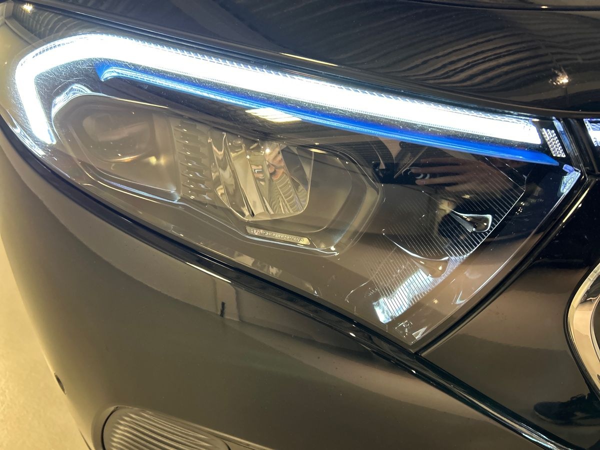 Mercedes EQA EQA 300 Sport Plus 4Matic - 7