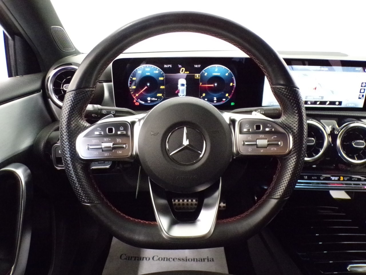 Mercedes Classe A Classe A 180 D Premium 7G-DCT - 16