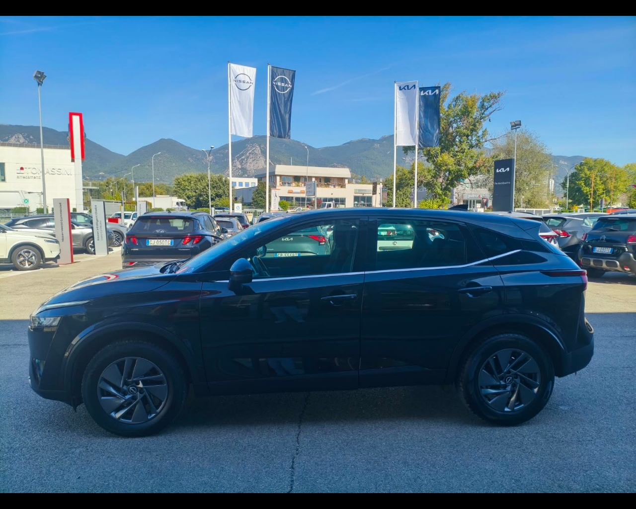 Foto NISSAN Qashqai 1.3 mhev Acenta 2wd 158cv xtronic N1