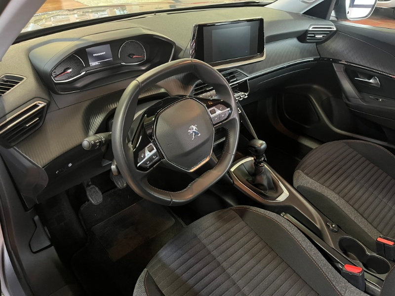 PEUGEOT – 2008 PureTech 100 S&S Allure