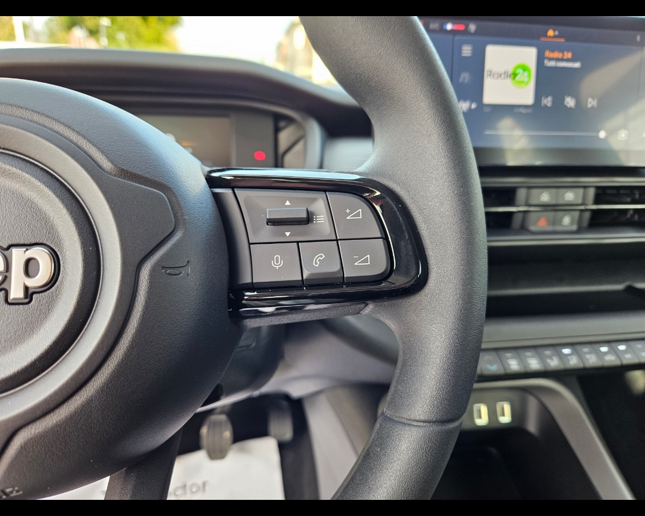 JEEP Avenger Benzina Longitude 1.2 100cv Benzina Aziendale - 11