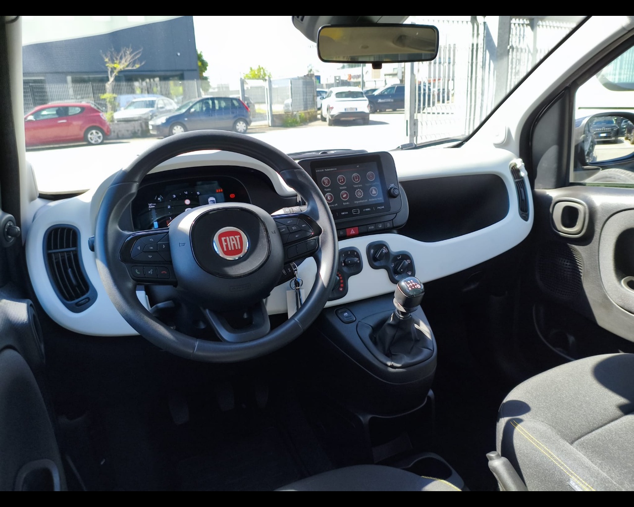 Foto FIAT Pandina 1.0 firefly hybrid s&s 70cv 5p.ti