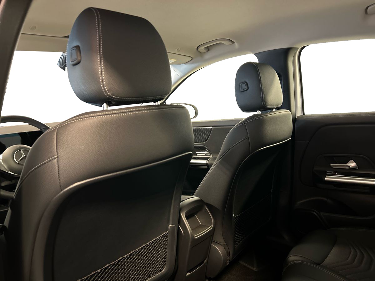 Mercedes GLA GLA 180 Progressive Advanced auto - 18