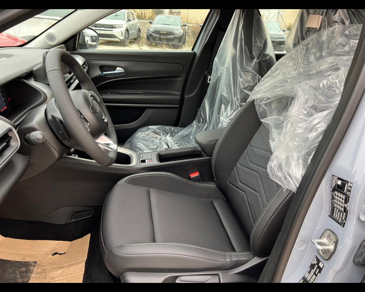 Foto JEEP Avenger Mhev My25 Avenger Altitude 1.2 100cv Dct Mhev