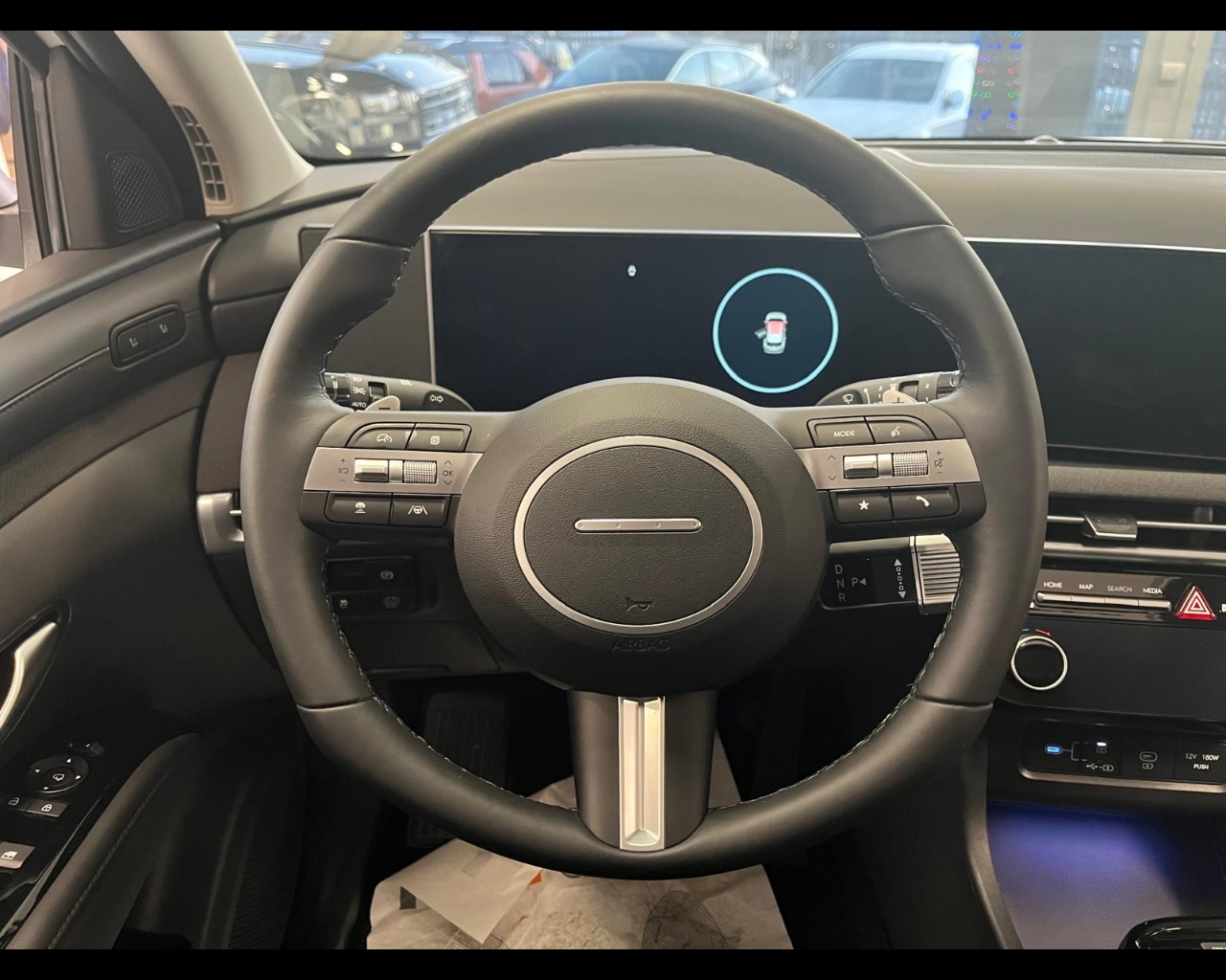 Foto HYUNDAI TUCSON PE 1.6HEV AT 2WD EXELLENCE+LP+PP