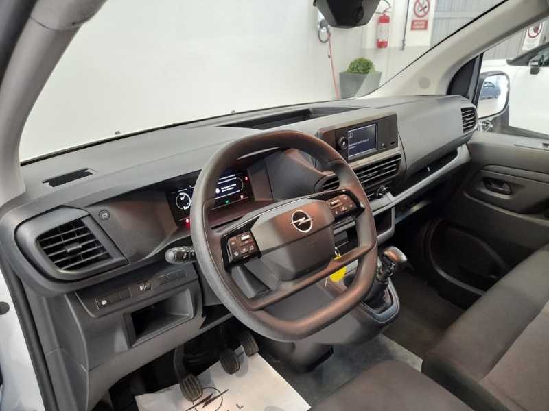 Vivaro Iii 2024 - Vivaro M 1.5 Diesel 120cv S&s