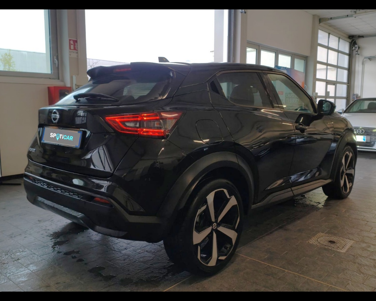 Foto NISSAN Juke 1.0 dig-t Tekna 114cv dct