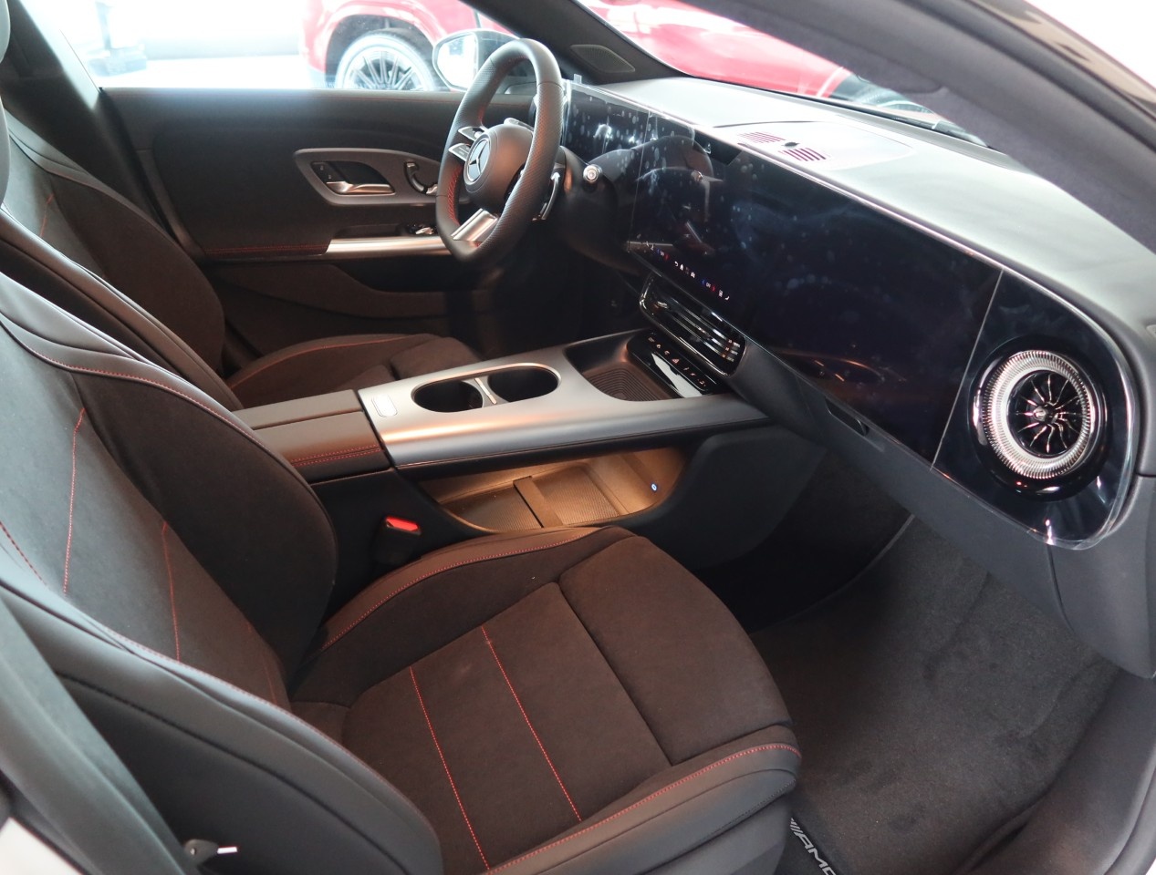 Mercedes CLA Shooting Brake Elettrica CLA Shooting Brake 250+ con tecnologia EQ Premium - 10