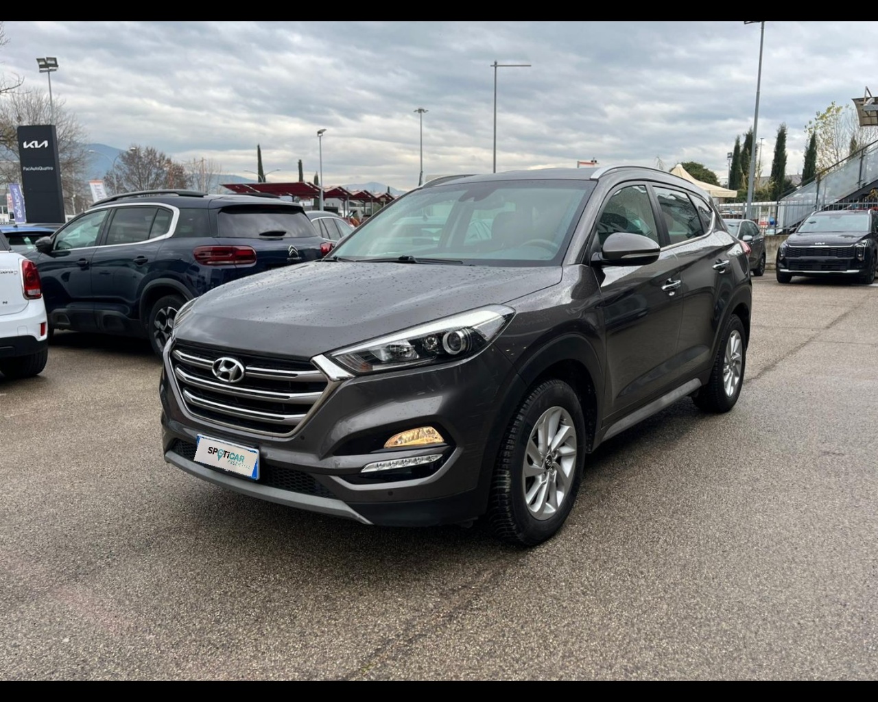 HYUNDAI Tucson 1.7 crdi Xpossible 2wd 115cv Usata