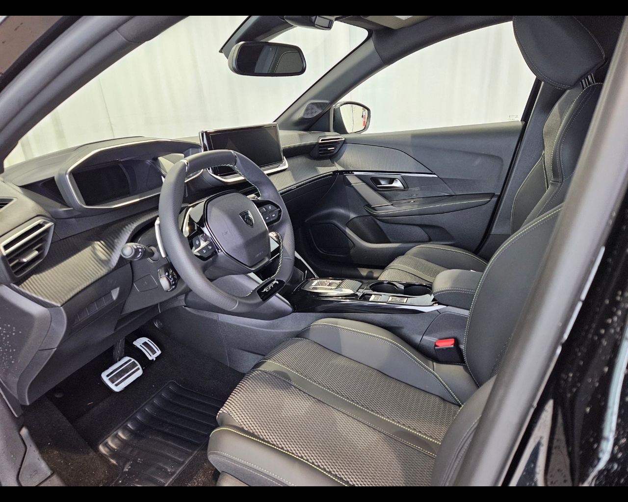 PEUGEOT 208 208 1.2 hybrid GT 145cv e-dcs 6 Ibrido benzina Usato - 4