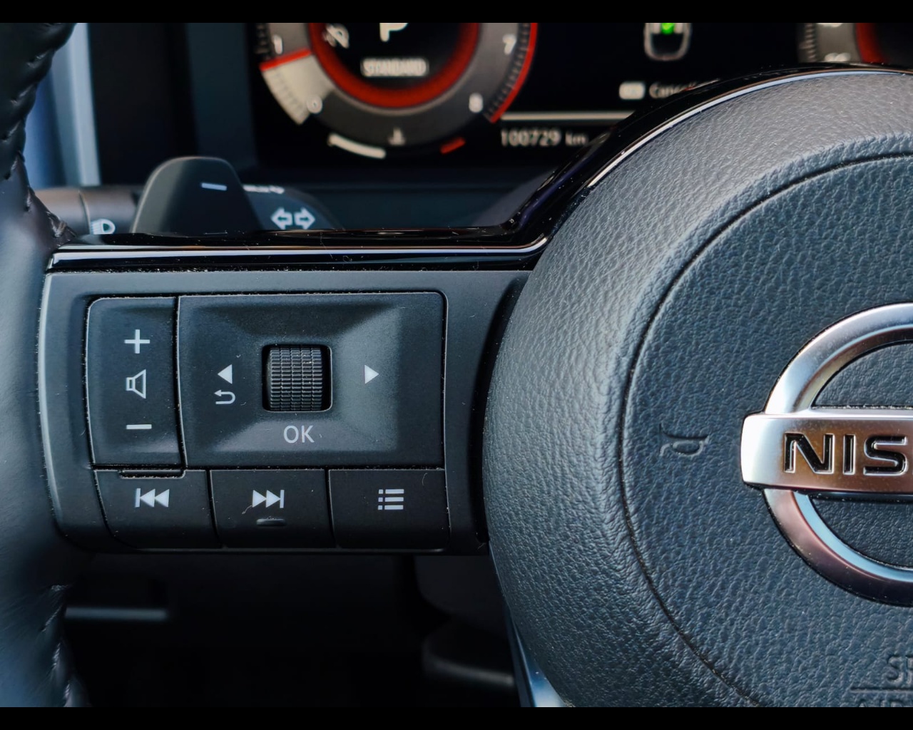 Foto NISSAN Qashqai 1.3 mhev Tekna 4wd 158cv xtronic