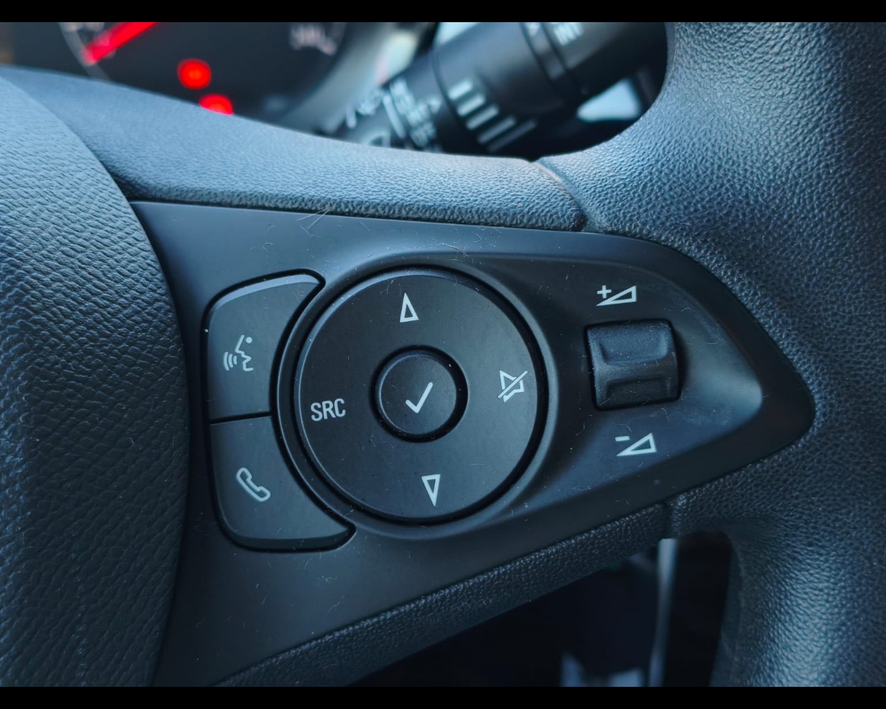 Foto OPEL Corsa 1.2 Edition 75cv