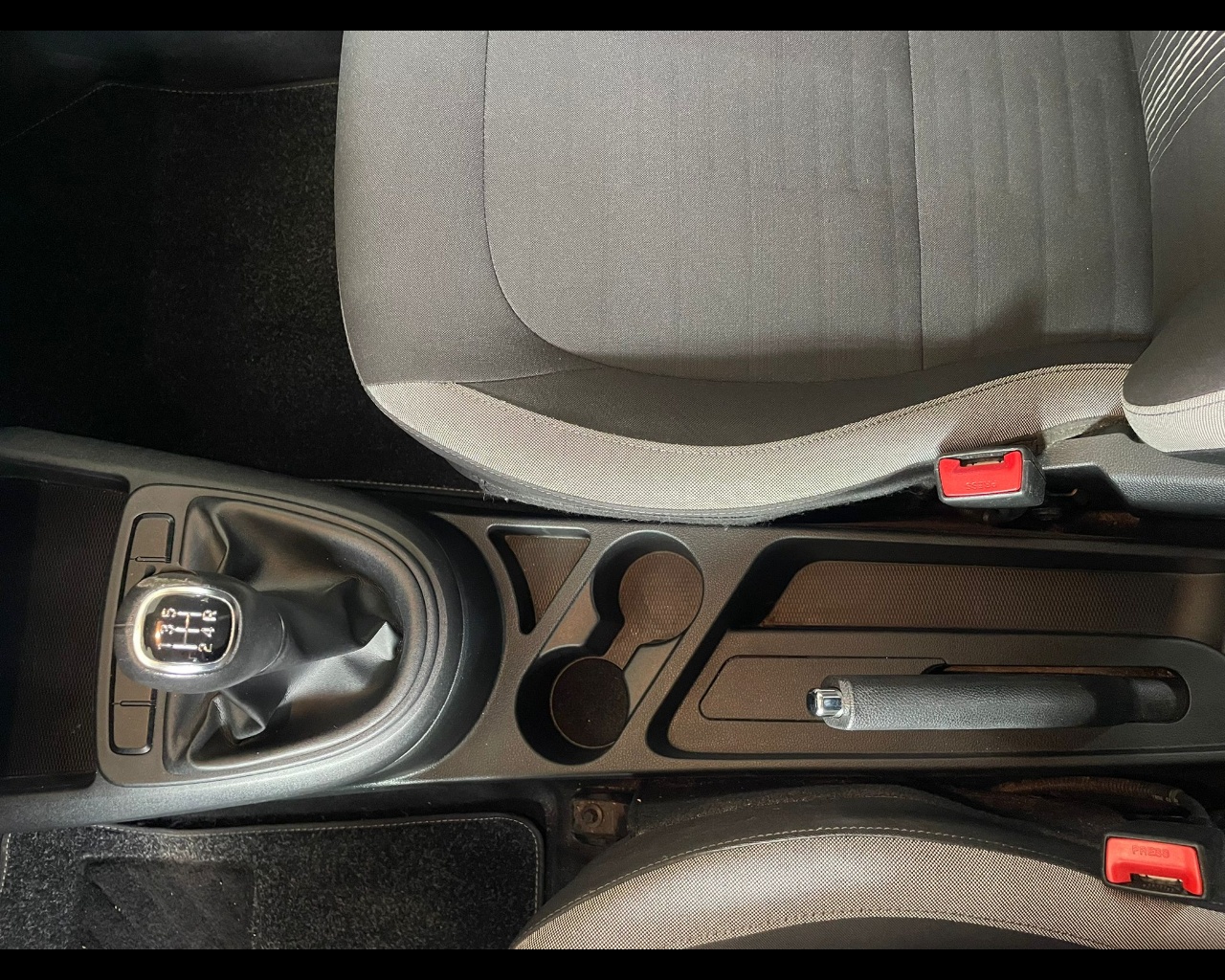 Foto HYUNDAI i10 1.0 mpi Tech Connect Pack