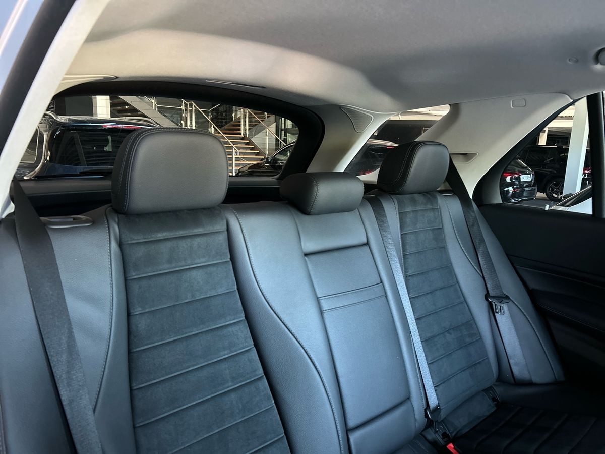 Mercedes GLE GLE SUV 300 D Premium 4Matic 9G-Tronic Plus - 18