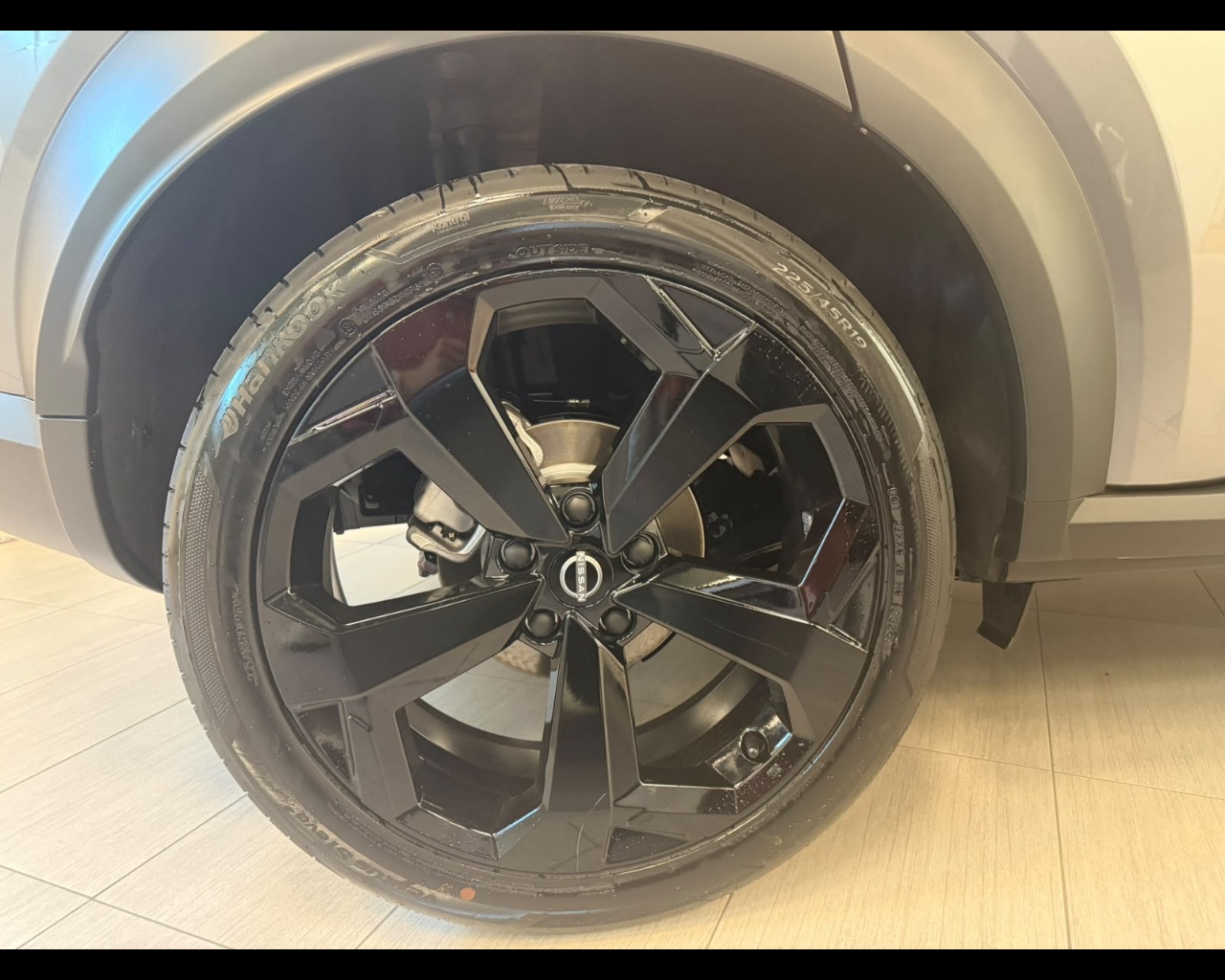 Foto NISSAN JUKE N-CONNECTA MT