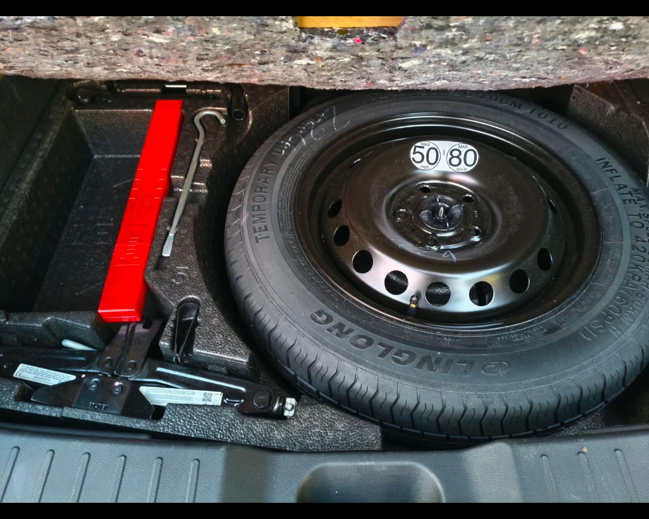 Foto NISSAN Juke 1.6 hev N-Connecta