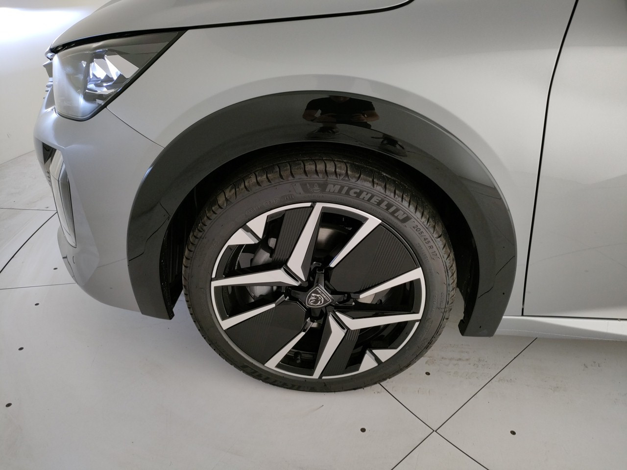 Peugeot 208 Nuovo Ibrido benzina 208 Porto Mantovano