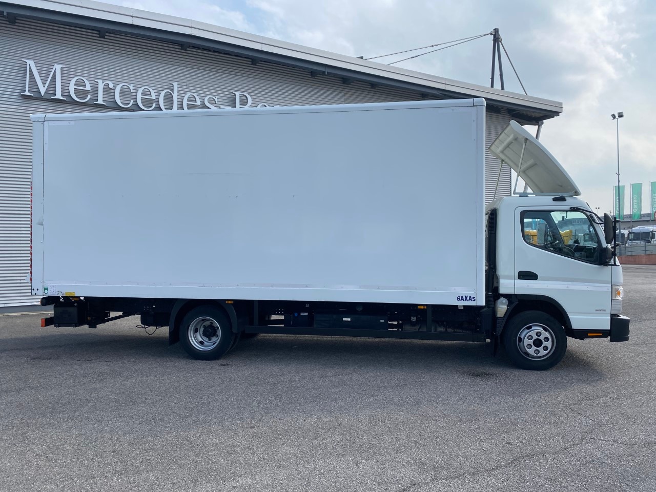 Mitsubishi Canter IV 9.0 TF E6 2016 canter 9.0 TF C 18AMT/43 new cab Comf. Euro VI - 2