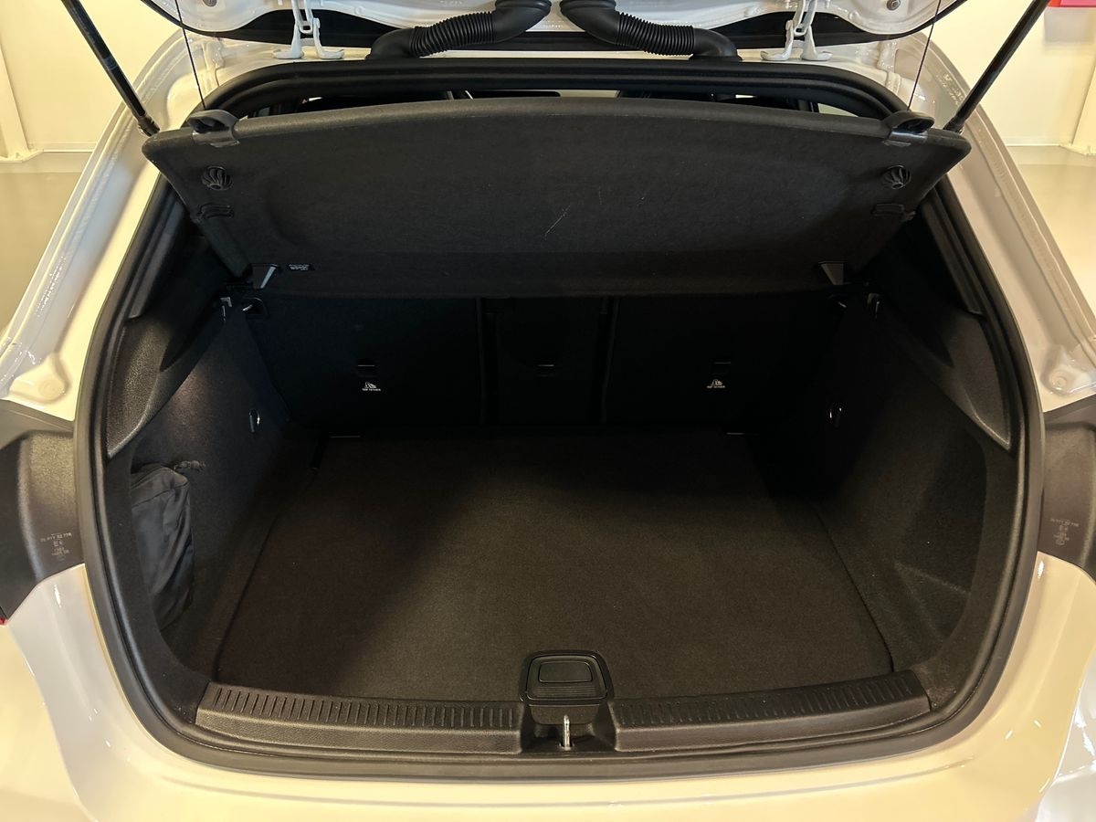 Mercedes-AMG Classe A AMG Classe A 35 AMG Premium Plus AMG Line 4Matic 7G-DCT - 8