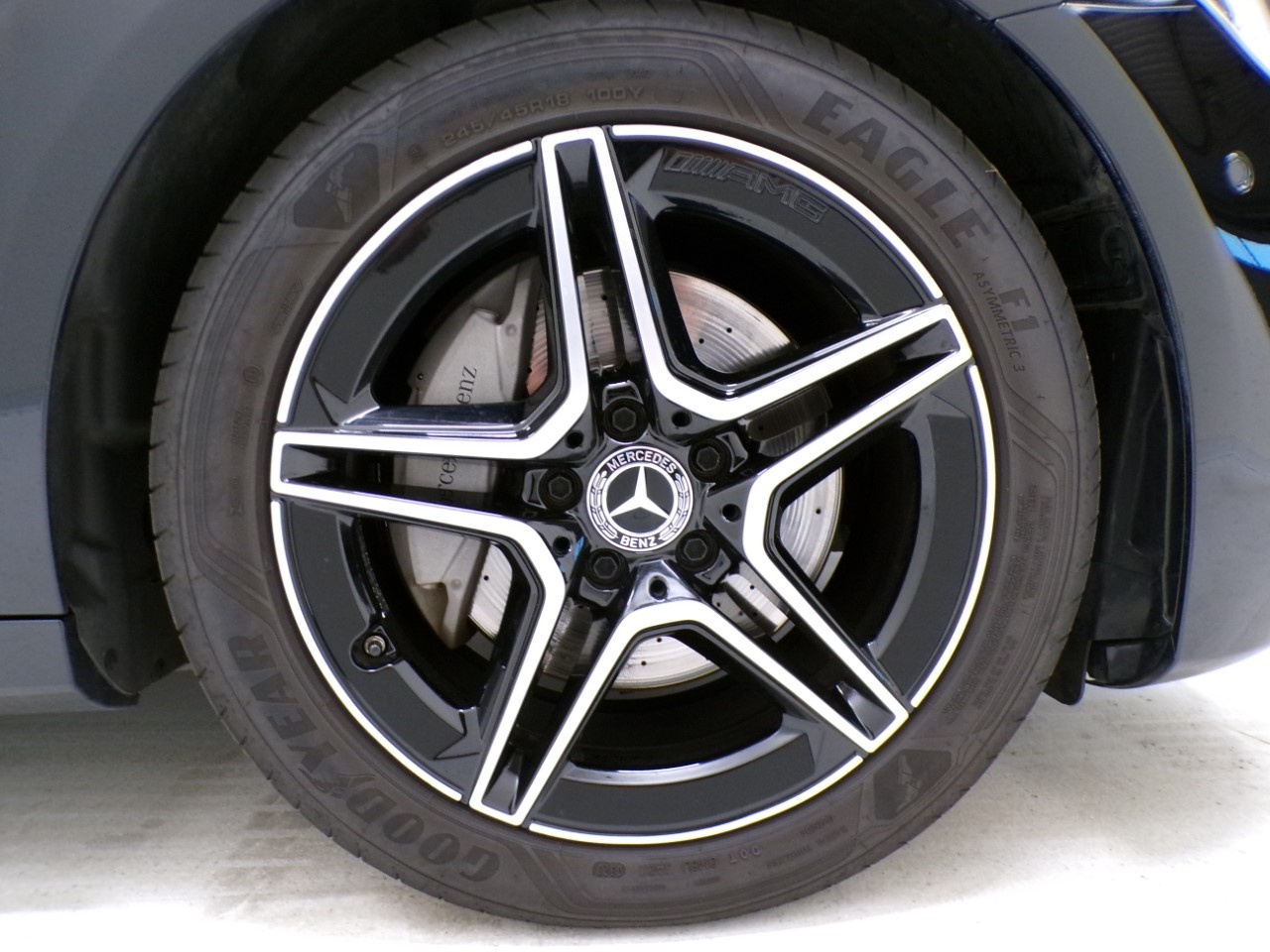 Mercedes Classe E Station Wagon Classe E Station Wagon 300 d Mild hybrid (d EQ-BOOST) Premium 4Matic 9G-Tronic Plus - 4