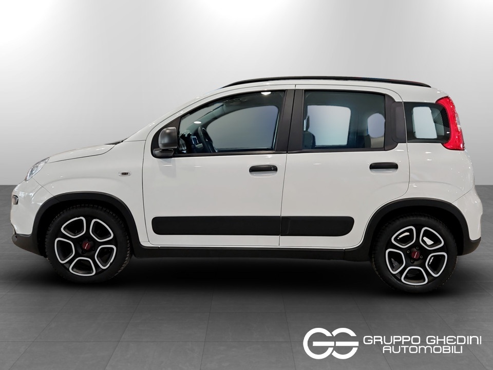 FIAT Panda 1.0 firefly hybrid s&s 70cv 5p.ti Ibrida usato - 1