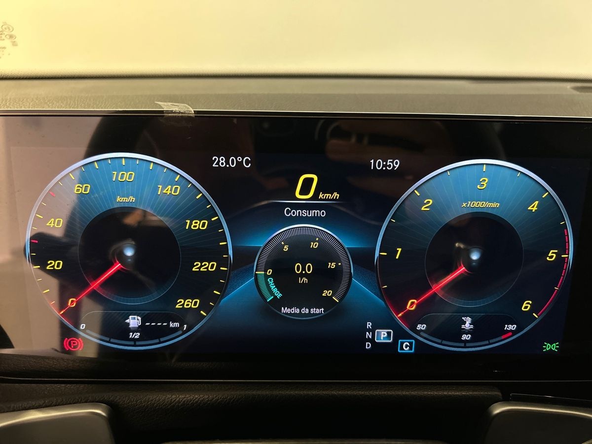 Mercedes GLB GLB 180 D Premium 8G-DCT - 13