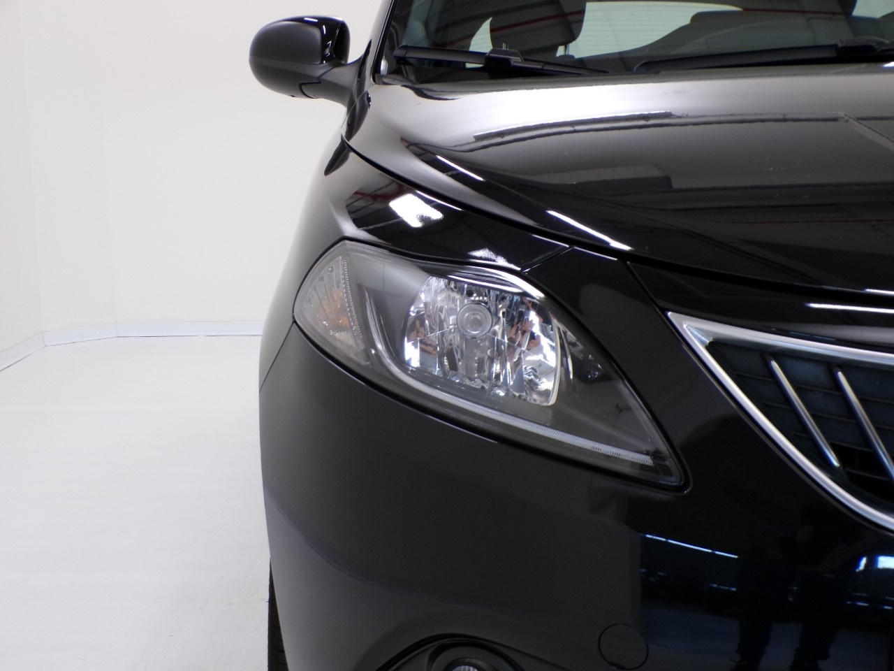Lancia Ypsilon Ypsilon 5 Porte 1.0 FireFly Hybrid 70cv Silver - 5